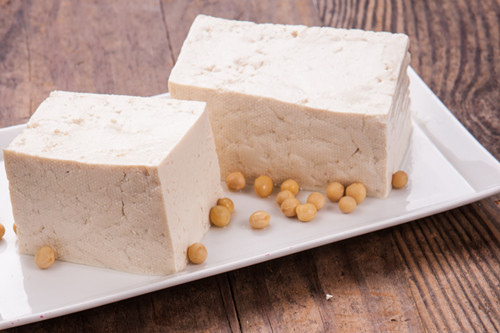 开个干豆腐加工厂利润大吗 一年能赚多少钱 用机器做豆腐怎么样 土流网