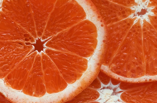 柚子皮泡水喝有什么功效?能减肥吗?不能和什
