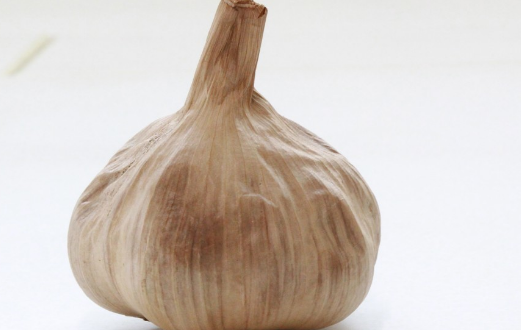 百合亚纲大蒜可以生吃吗?有什么营养价值?怎