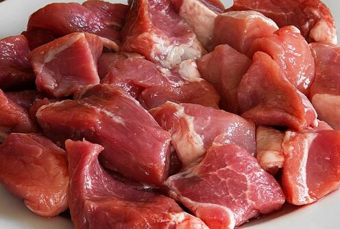 黑猪肉与白猪肉的区别有哪些?哪个好吃?快速