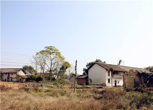 农村闲置宅基地-摄图网