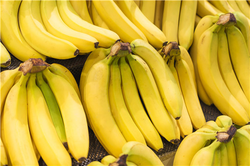 吃香蕉的正确方式-摄图网