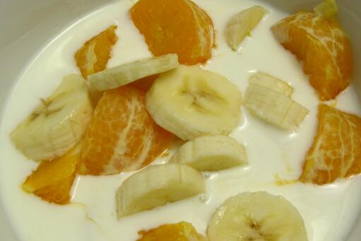 砂糖橘和酸奶不能同食-摄图网