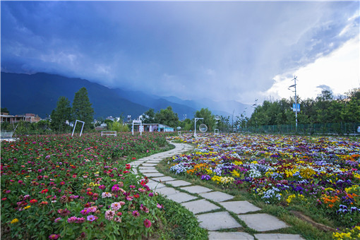 我国西部地区能源基地加快建设-摄图网