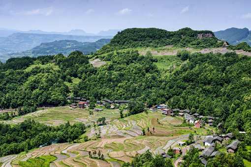 2024年秀山县城镇土地使用税税额标准-摄图网