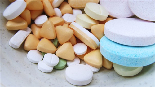 5cd003bb9d13b.jpg