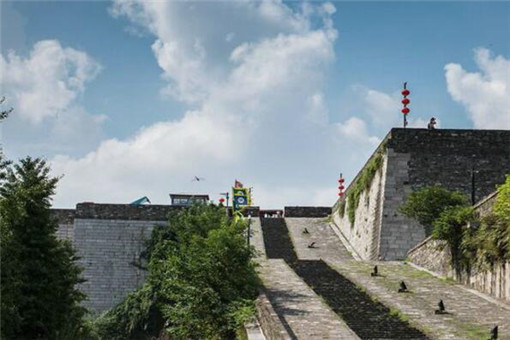 江苏政府工作报告2019关于GDP