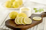 柠檬水的功效与作用有哪些？正确泡法是什么？