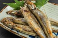 “餐桌美食”多春鱼是海鱼还是河鱼？分公母吗？什么人不能吃？营养功效是什么？