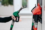 7月13日汽油柴油價格調整最新消息：多地92號汽油重回“8元時代”！