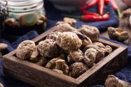 袋料香菇栽培哪种模式好？需要注意哪些管理要点？