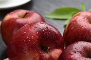 蛇果和苹果哪个有营养？蛇果的功效与作用！