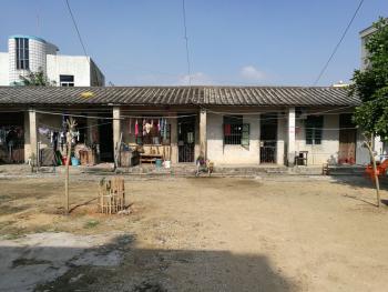 海南定安县 835平方米 城镇住宅用地 使用权转让