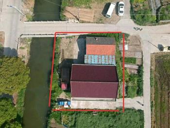 上海金山區(qū)地鐵口汽車站對面宅基地使用權出租