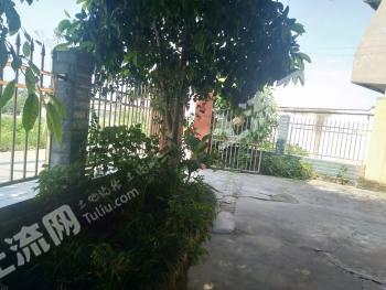 绵阳三台县900平米农家庭院出租