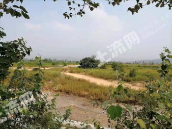 山西长治207国道旁边， 40亩 仓储用地，出租，转让， 使用权入股均可