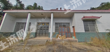东湖塘009   长沙宁乡市东湖塘镇    一层农家庭院20年使用权  出租